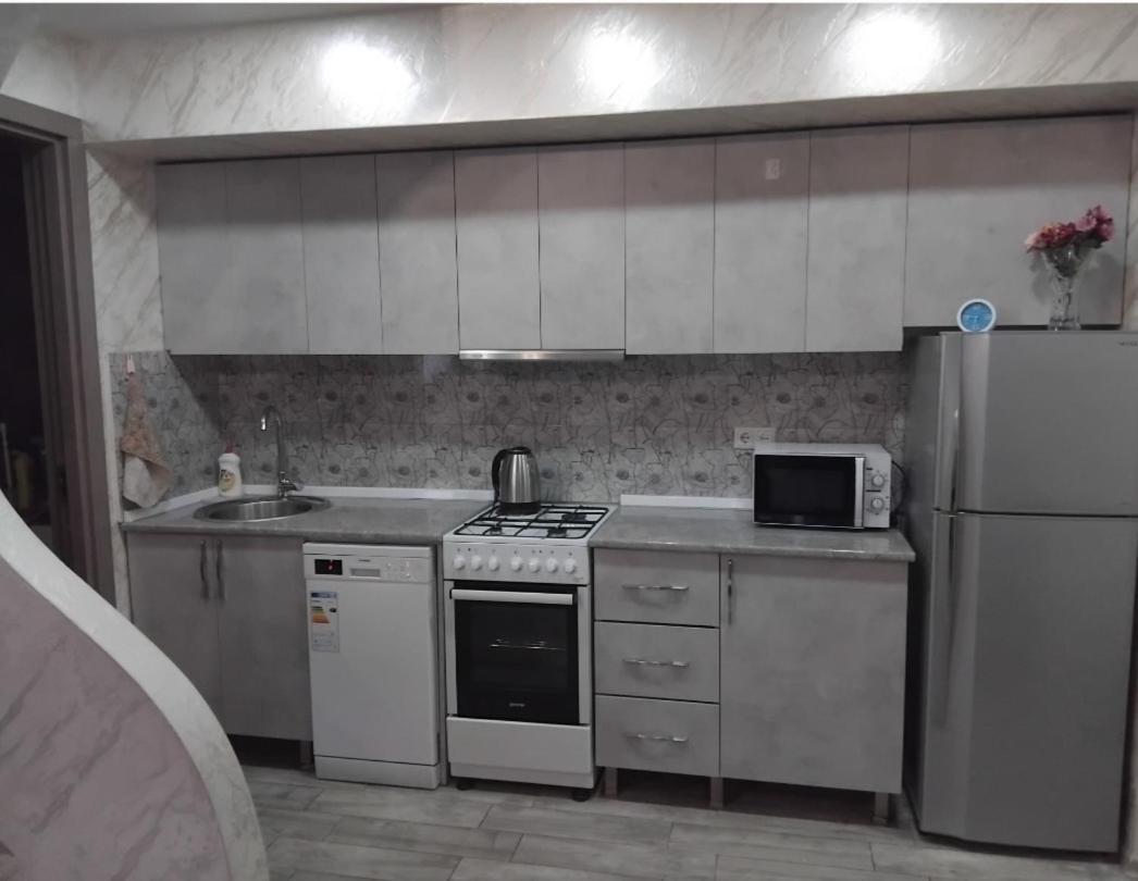 Apartament With Sea View Apartment Batumi Exterior photo